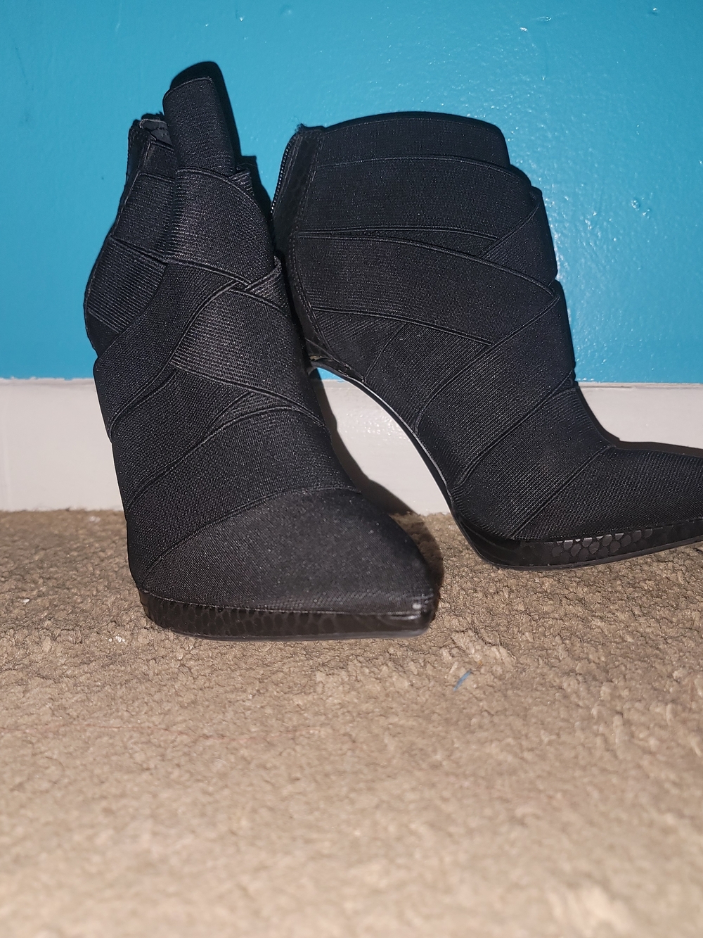 Jessica Simpson Black Wrap-Detail Ankle Booties